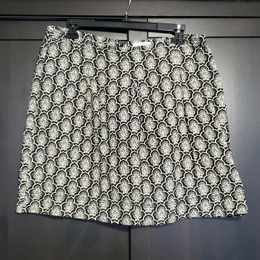 Loft Petite Linen Blend Ivory & Black Skirt